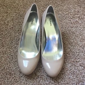 Nude patent pumps sz 7.5 by Style&co.